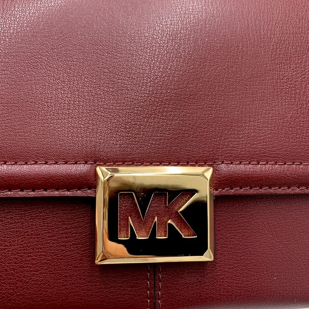 MICHAEL KORS SONIA MEDIUM EAST WEST SHOULDER CROSSBODY BAG MERLOT COLOR - Picture 10 of 16